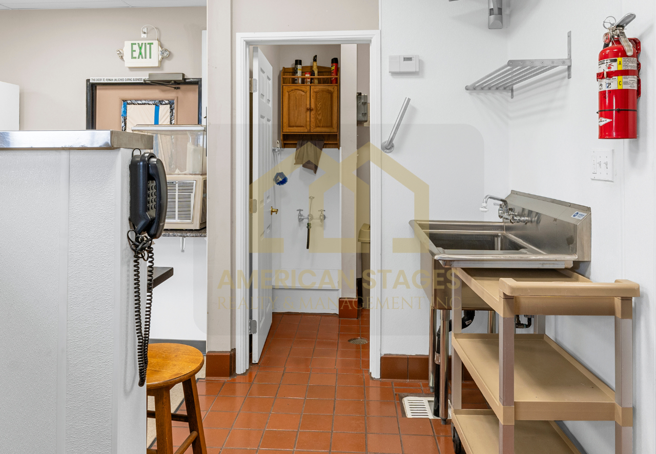 516 North I Street #1 - Photo 7 of 18