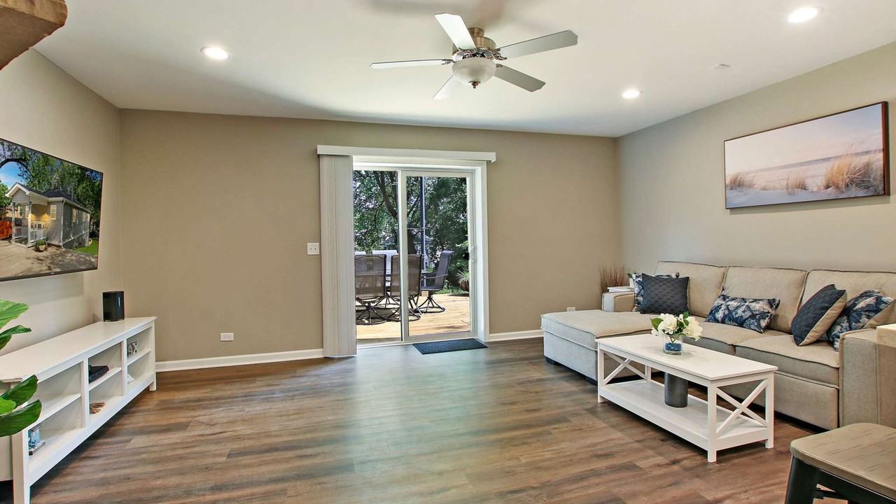 26211 W Forest Ct #1 - Photo 4 of 19