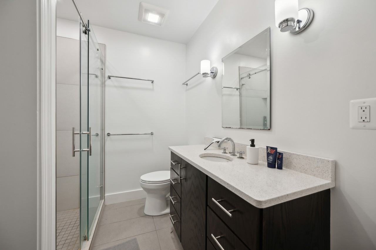 4717 Tecumseh St #1 - Photo 3 of 4