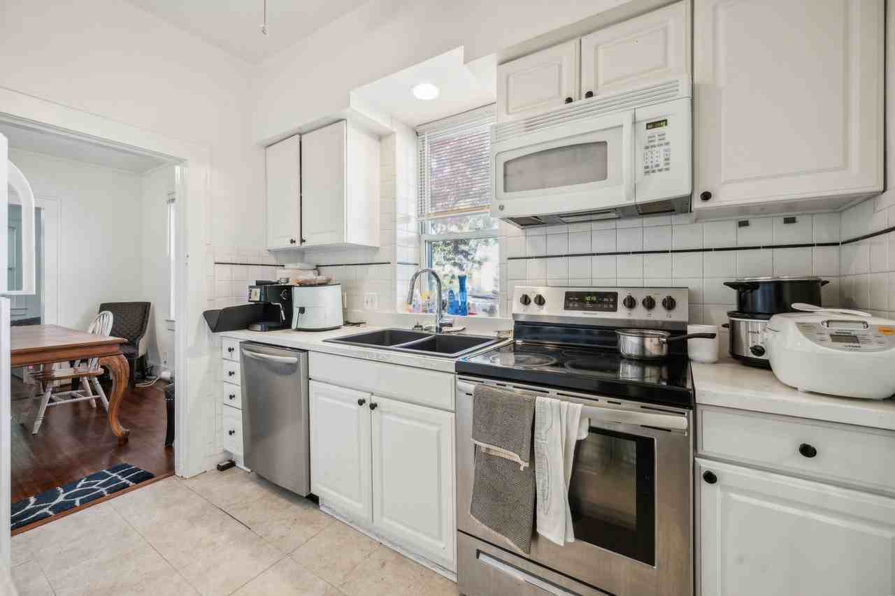 4800 Berwyn Rd #1 - Photo 3 of 10