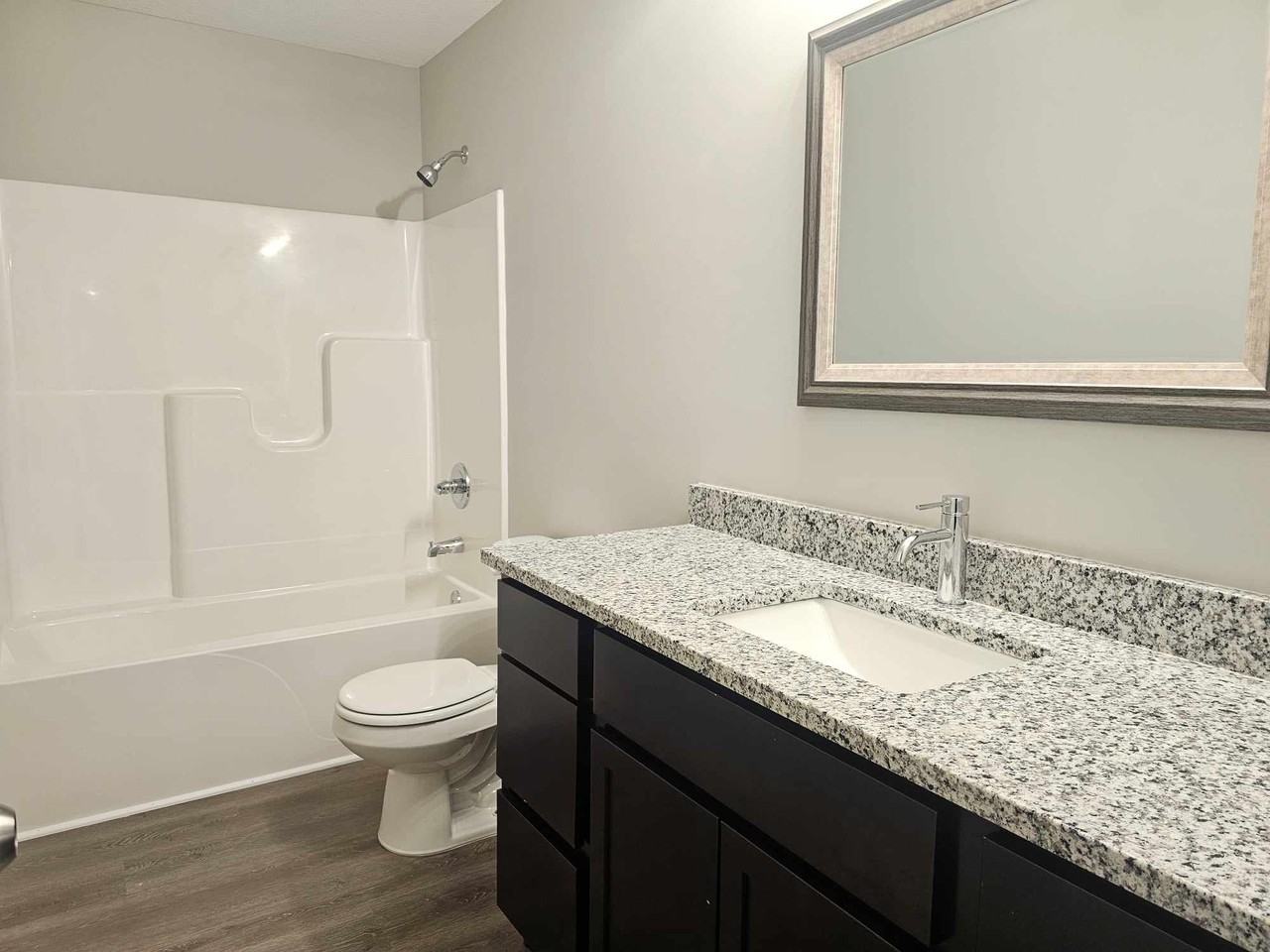 380 E Ford St #380EFORD - Photo 4 of 25