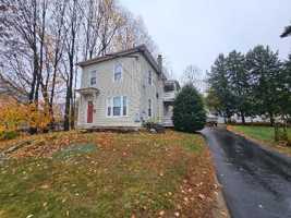 featured image of 17 Wellman Street #2