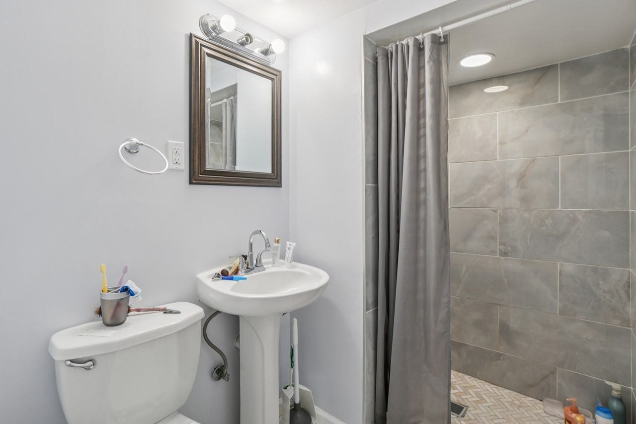 8312 Potomac Ave #1 - Photo 4 of 10