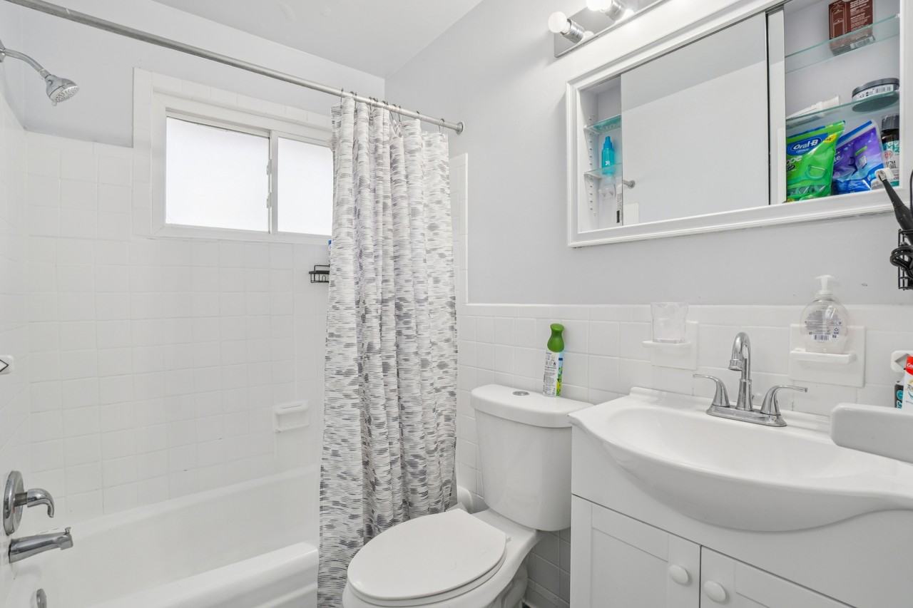 8312 Potomac Ave #1 - Photo 6 of 10