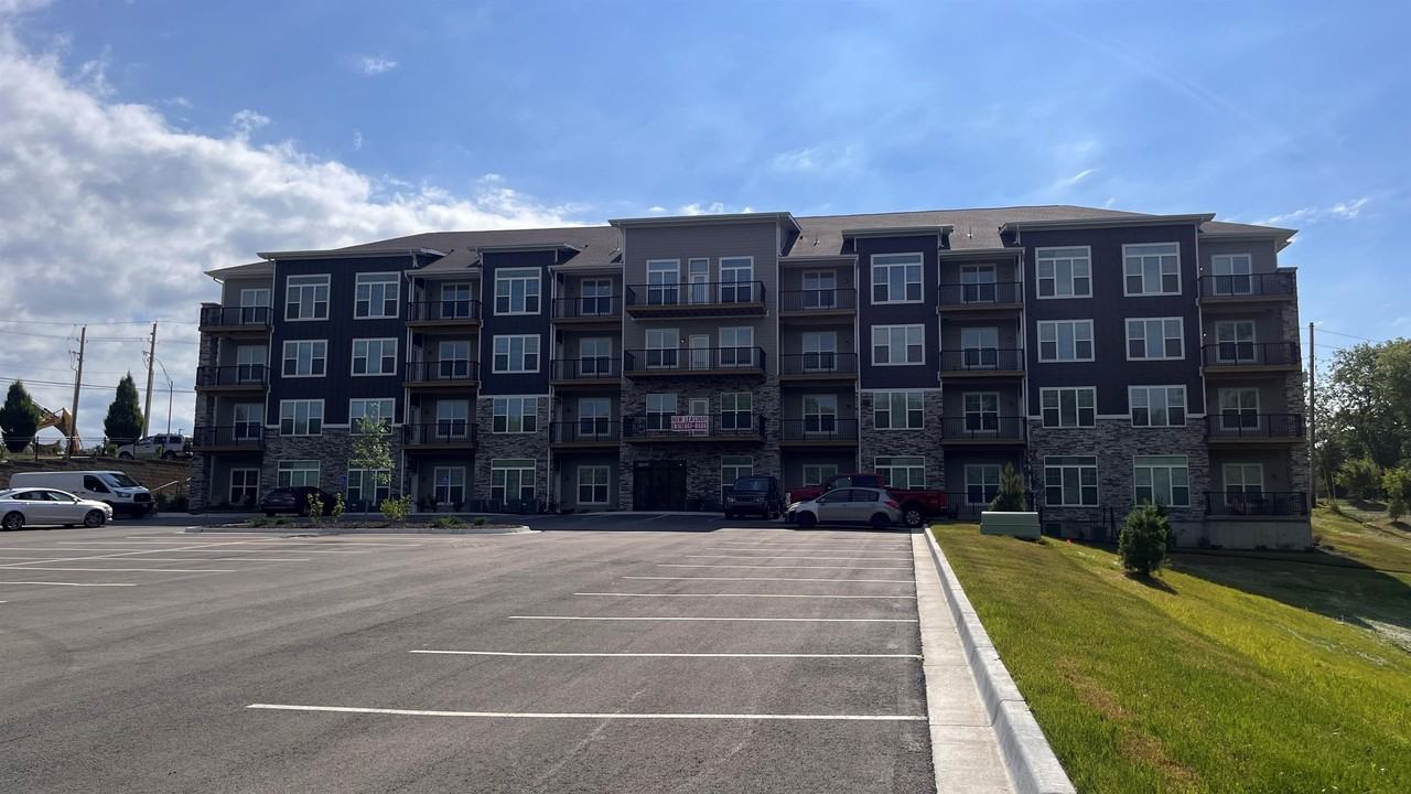 Green Berry - 208 #208 - Photo 3 of 14