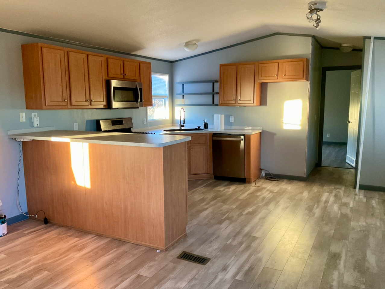 4516 South Campobello Avenue #C - Photo 3 of 15