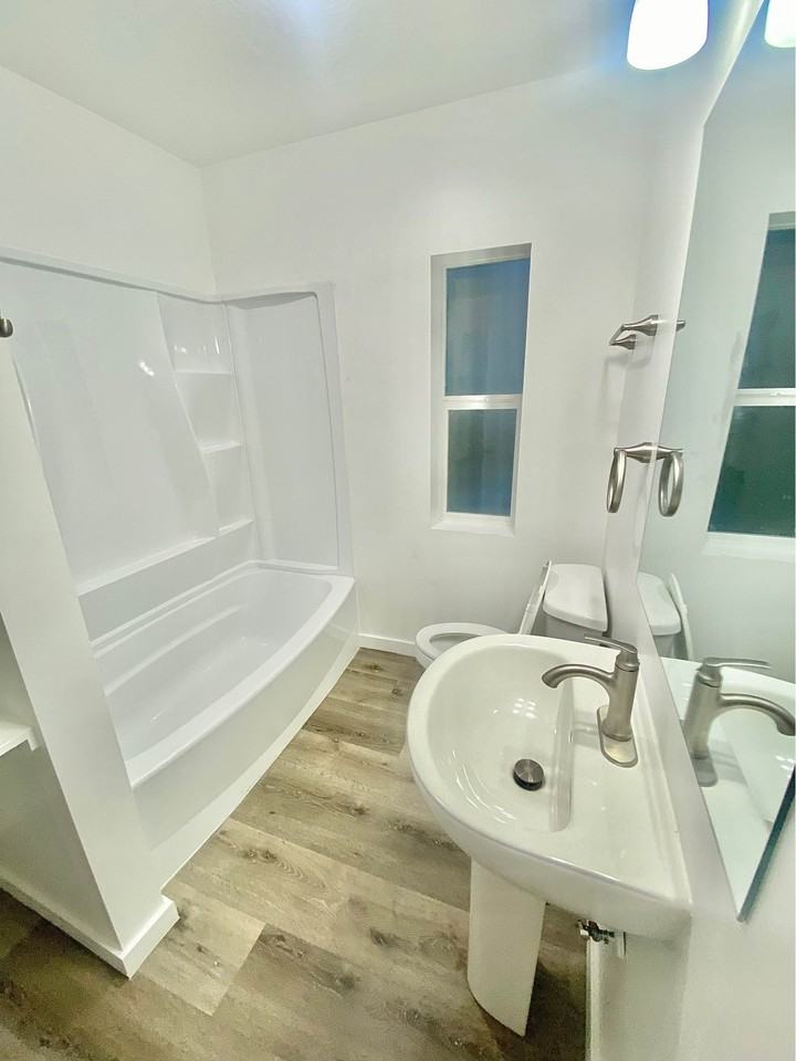 295 800 South #B405 - Photo 3 of 17