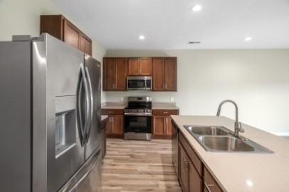 146 Crandall Dr #1 - Photo 6 of 31