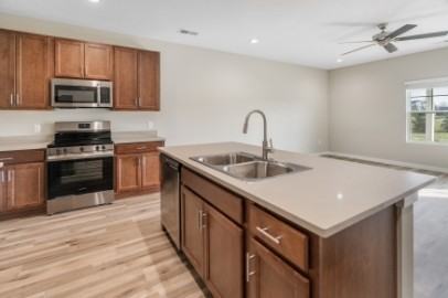 146 Crandall Dr #1 - Photo 7 of 31