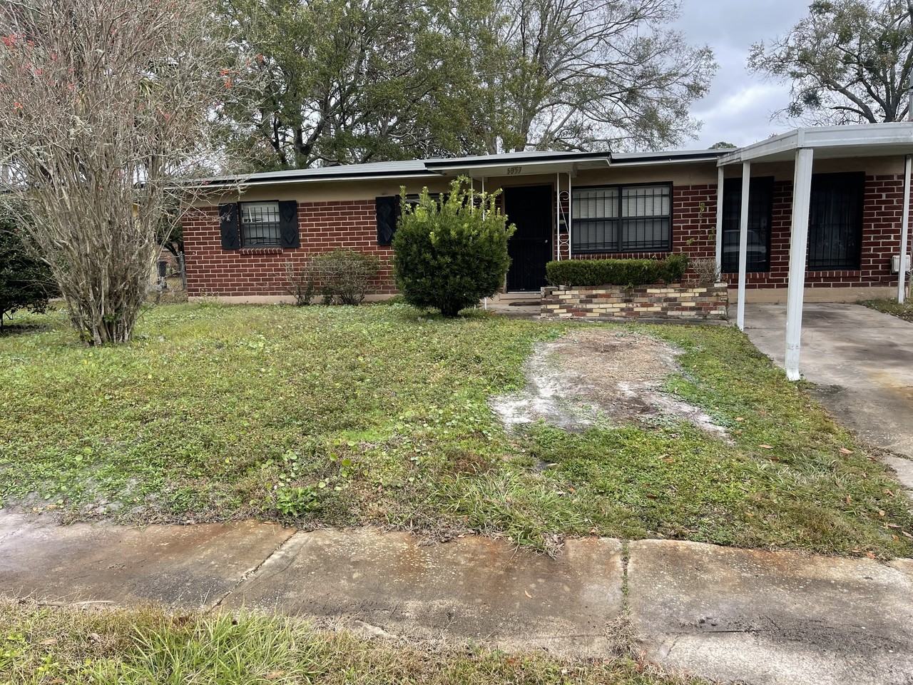 5057 Lincoln Circle North #1 - Photo 3 of 11