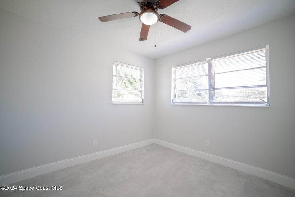 230 W Towne Pl #1 - Photo 5 of 10