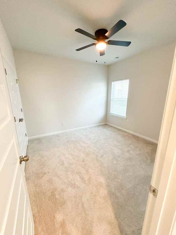 8869 Baton Rouge Ave Nw - Photo 5 of 23