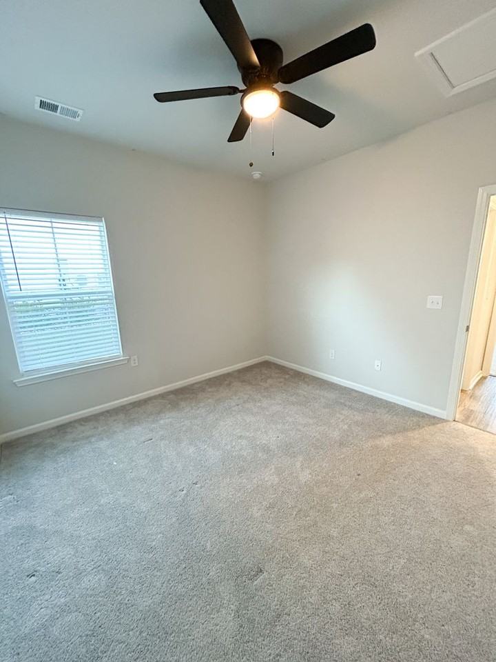 8869 Baton Rouge Ave Nw - Photo 6 of 23