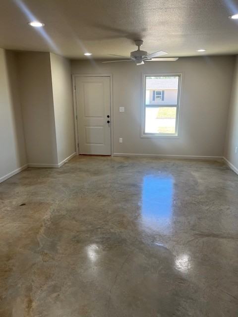 818 N 8th Avenue #A - Photo 3 of 7