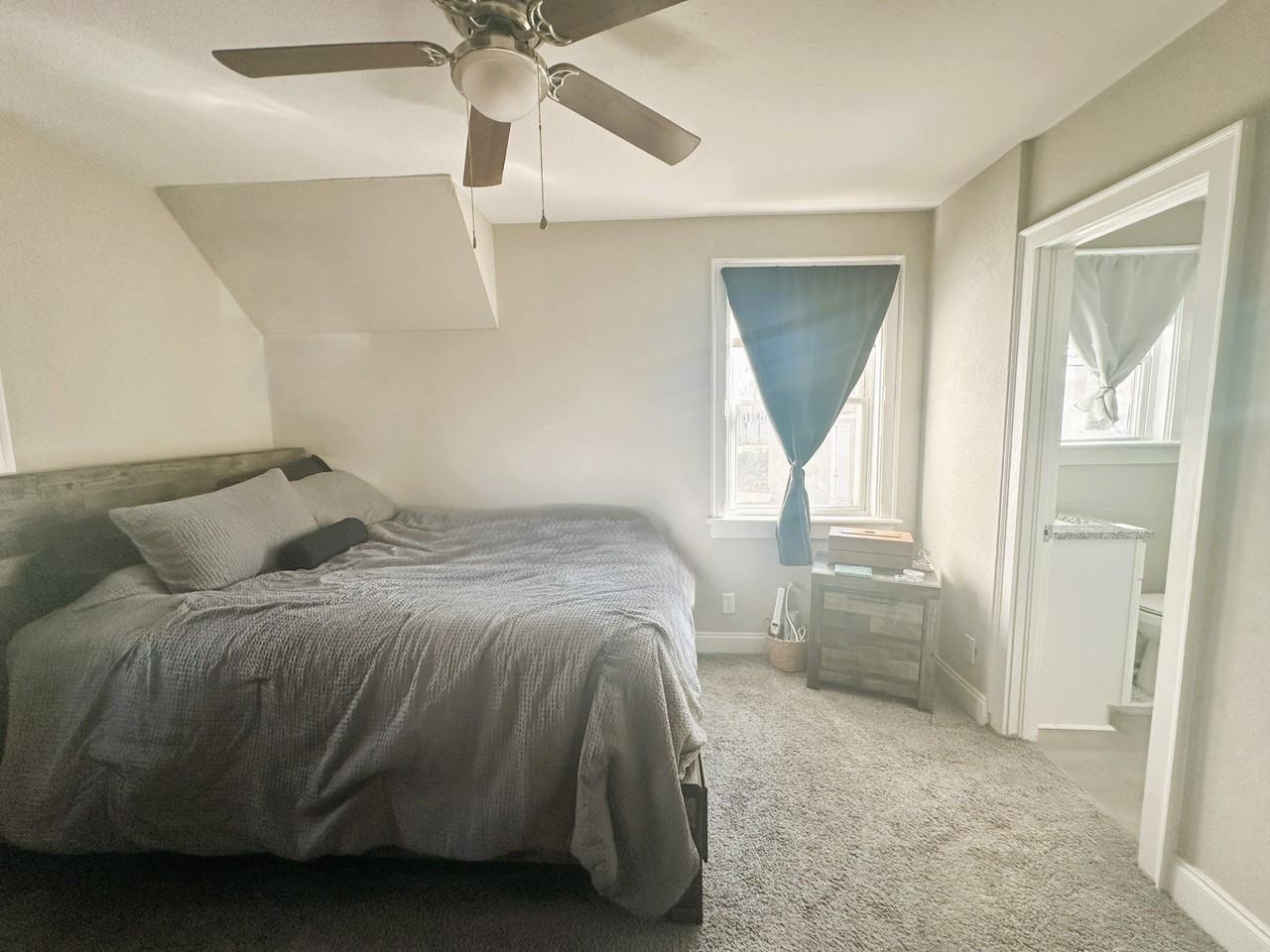 4551 Hampshire Avenue #1 - Photo 5 of 32