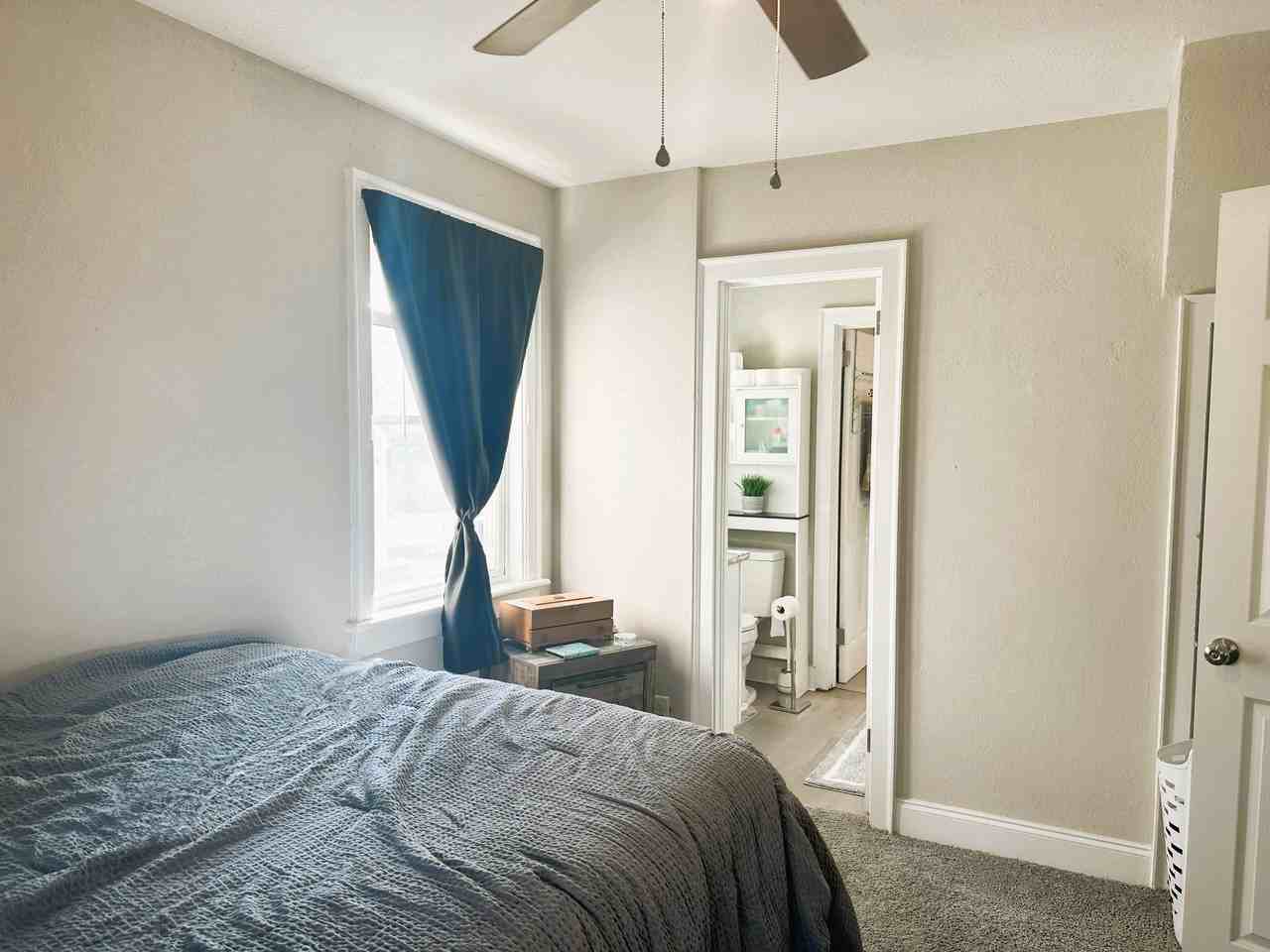 4551 Hampshire Avenue #1 - Photo 7 of 32