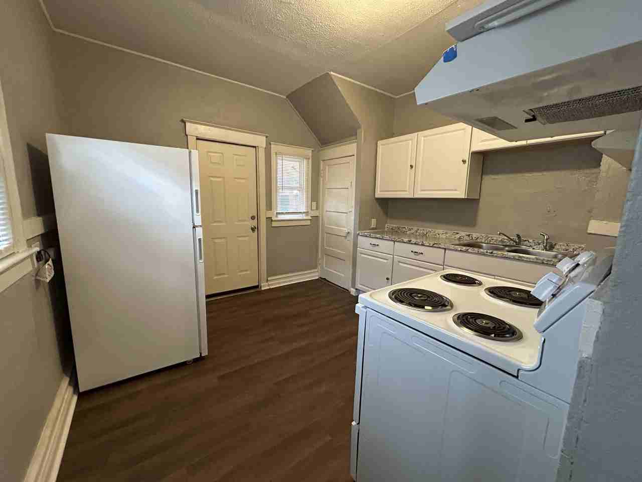 2416 Cypress Ave #1 - Photo 6 of 19