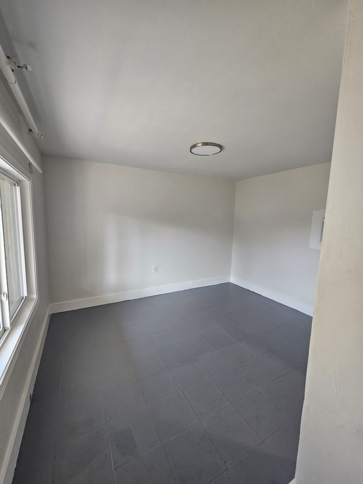 2322 Two Notch Rd #1 - Photo 6 of 28