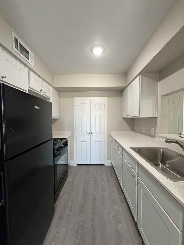 3201 Red Bluff Road #33 - Photo 3 of 10