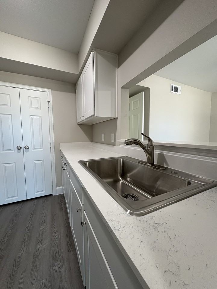 3201 Red Bluff Road #33 - Photo 4 of 10