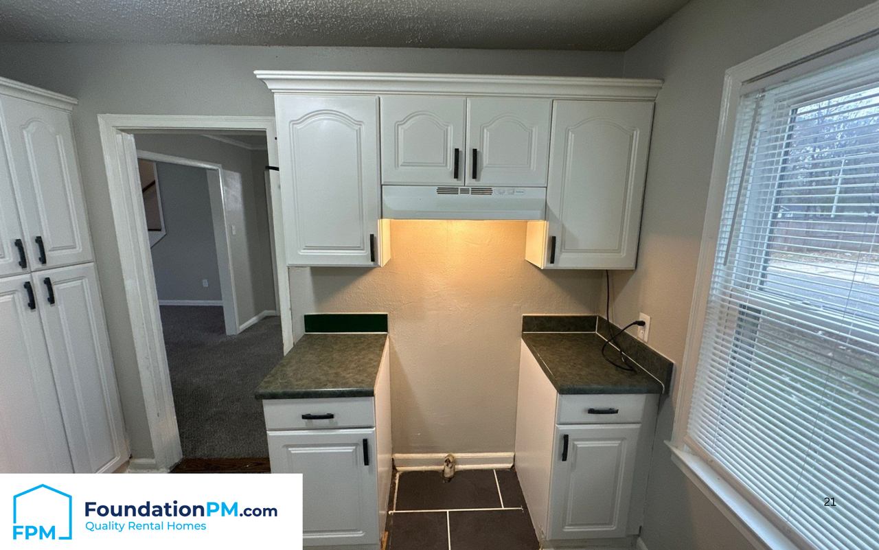 984 E Raines Rd #1 - Photo 3 of 22