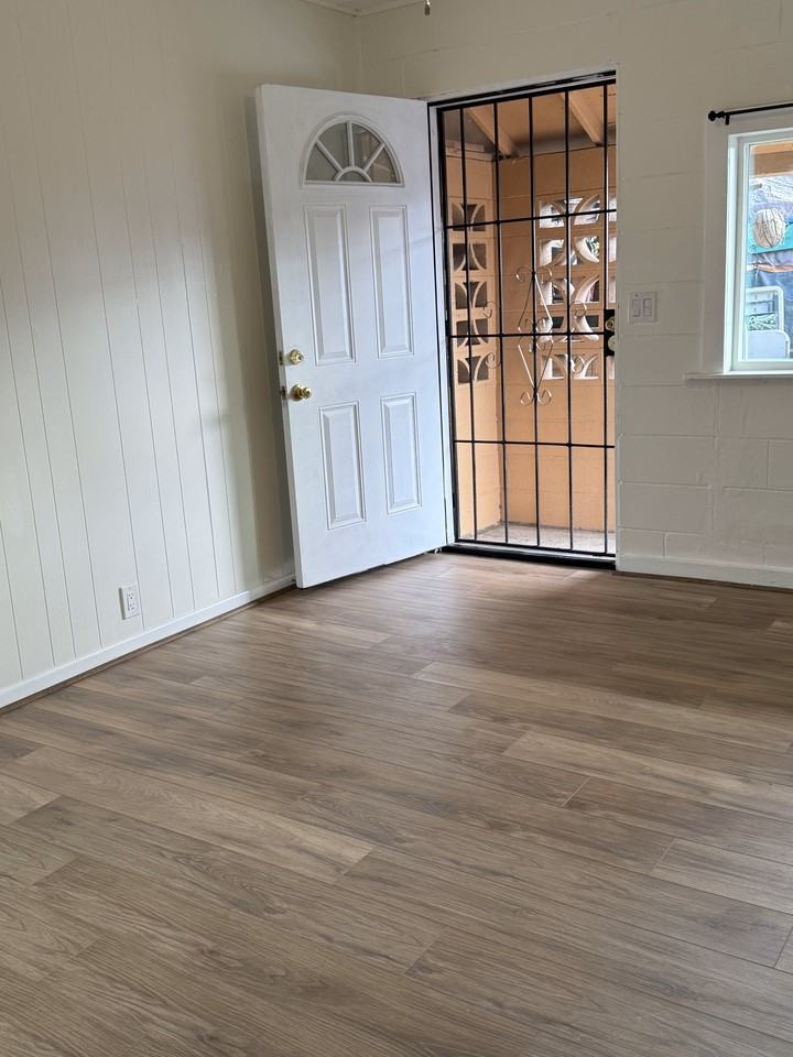 86 West Kauai Street #1 - Photo 6 of 8