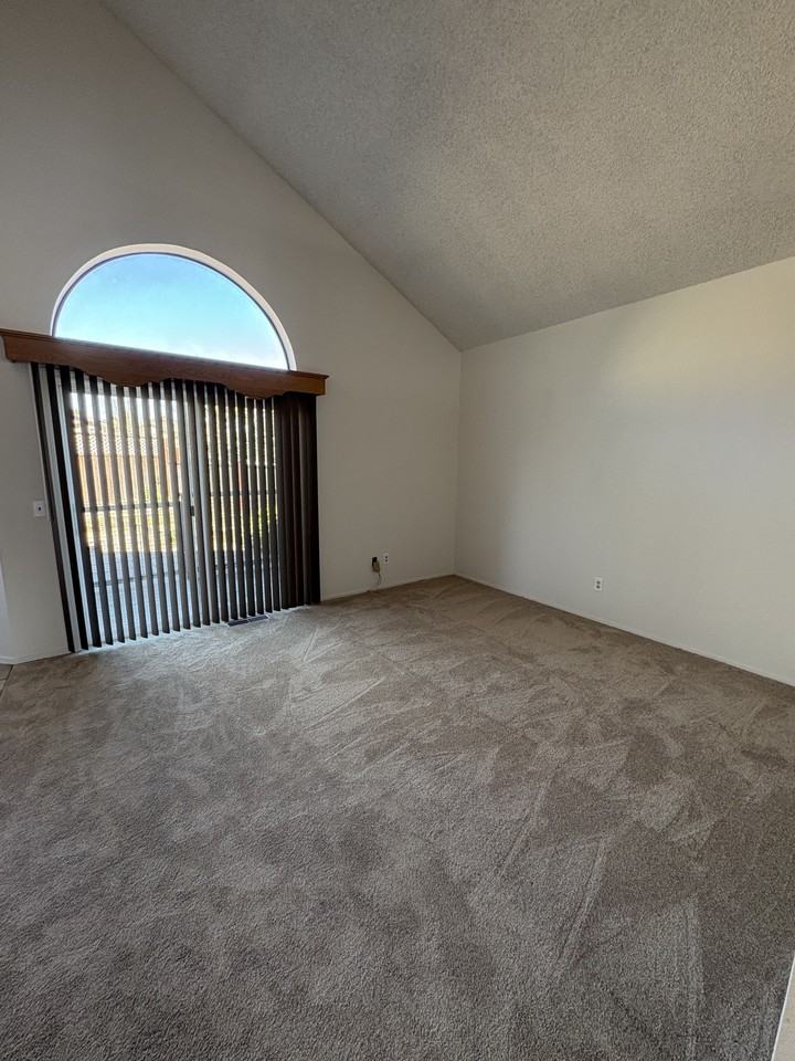 499 Pollard Way #1 - Photo 4 of 18