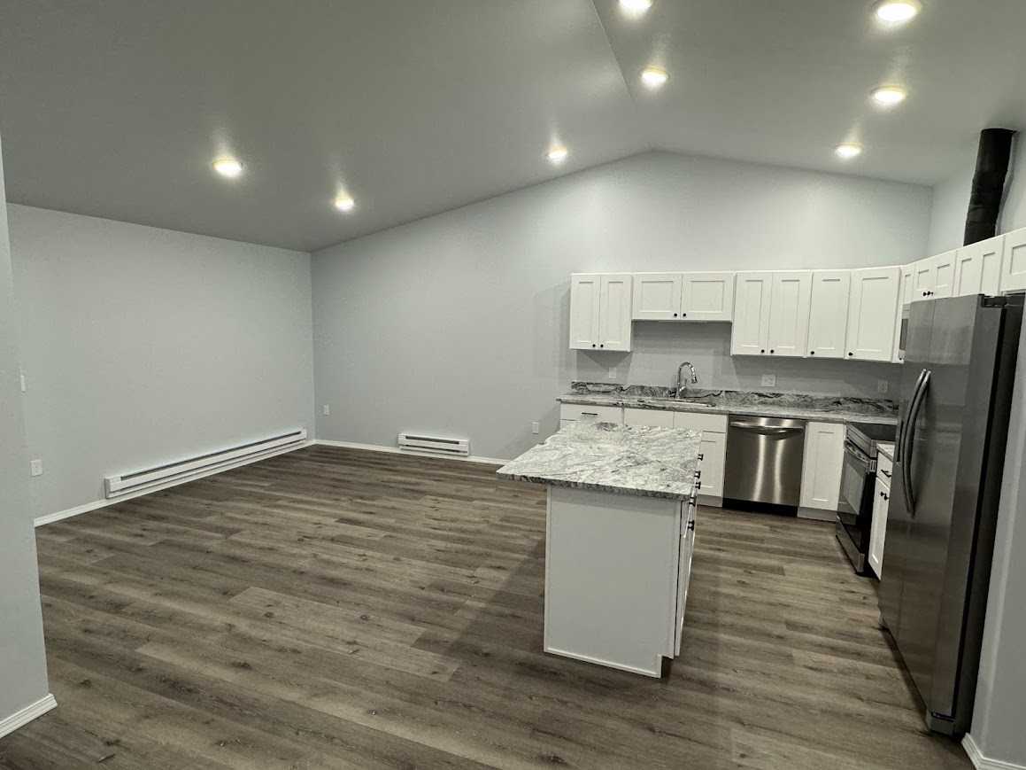 2843 Patch St - Photo 6 of 36