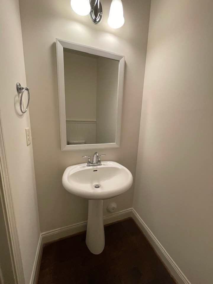 4147 Lennox Road - Photo 6 of 34