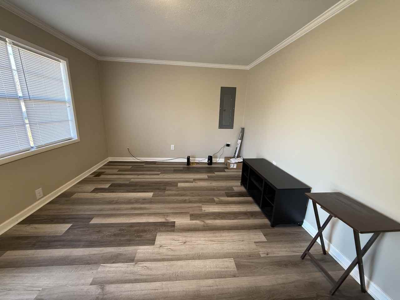 104 Oak Cir #1 - Photo 2 of 8