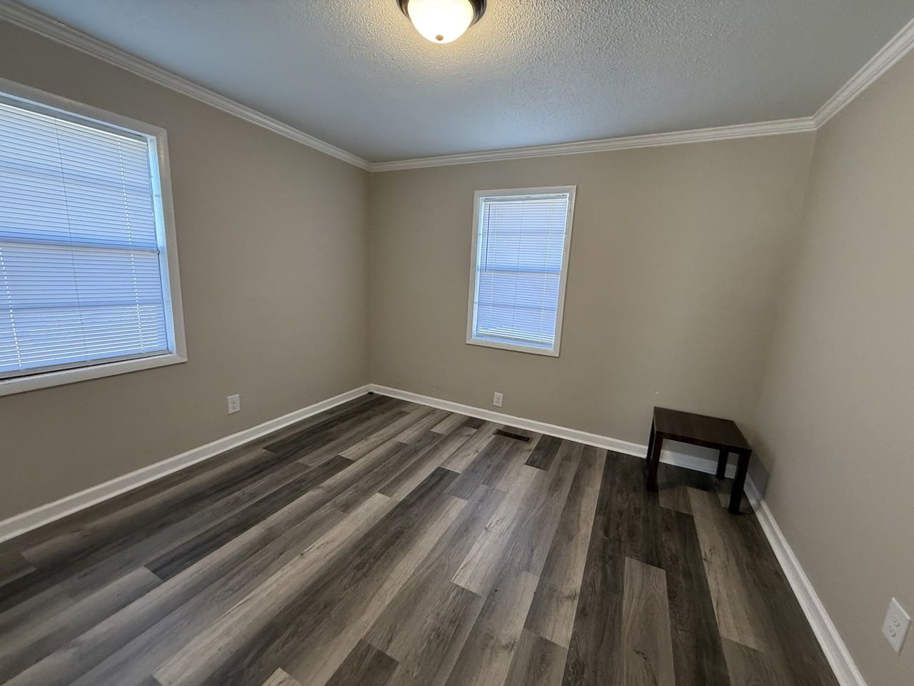 104 Oak Cir #1 - Photo 6 of 8