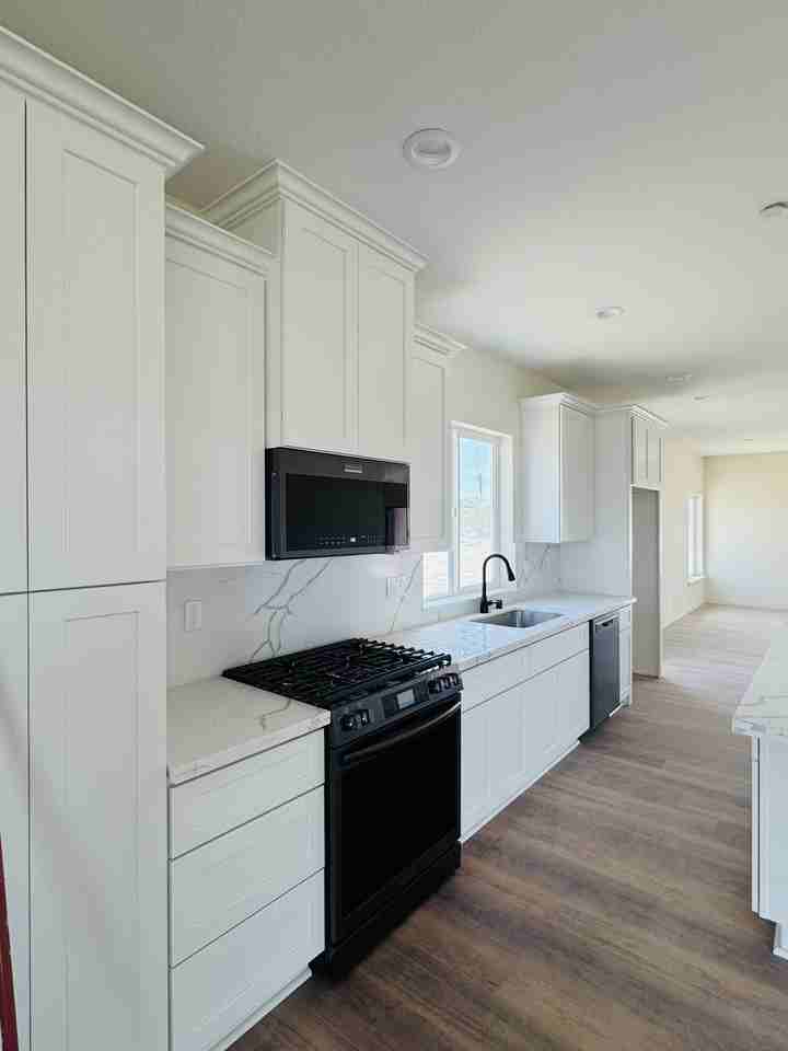 10351 10351 Crest Road #1 - Photo 3 of 10