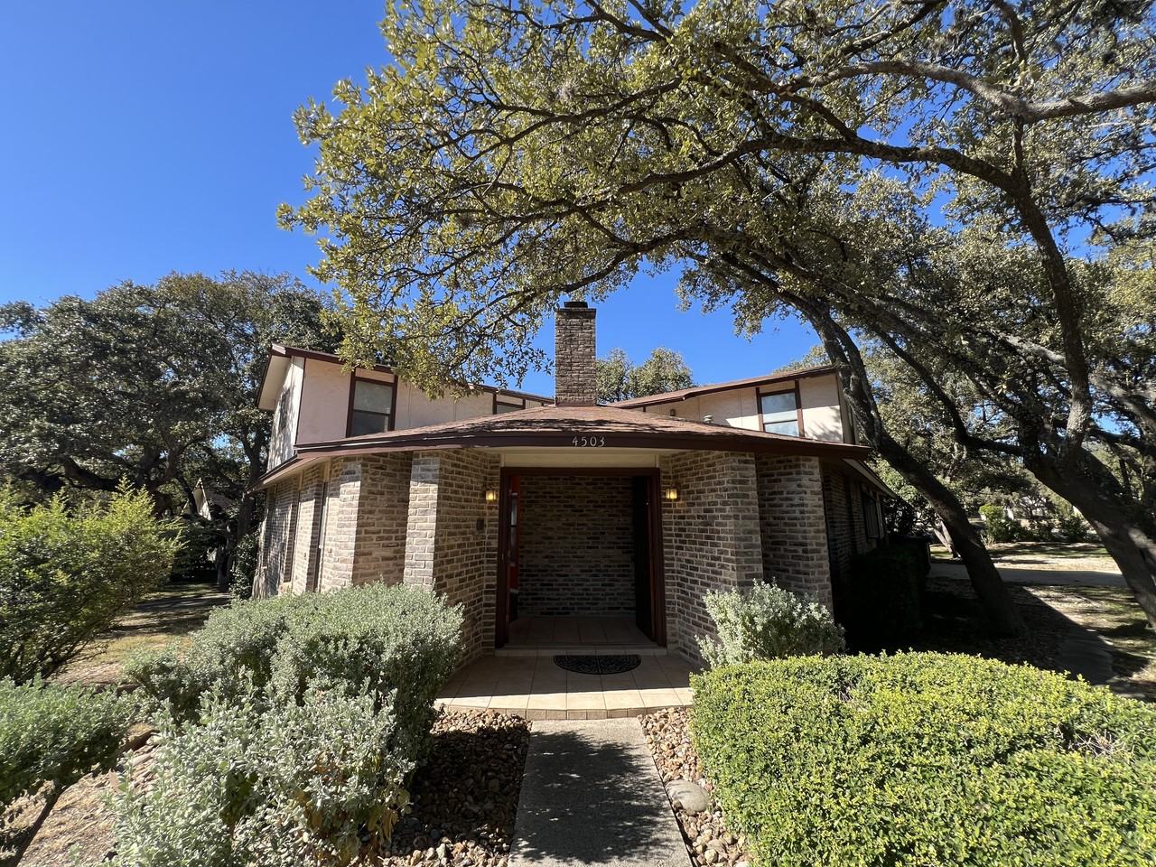 4503 Shavano Woods #1 - Photo 5 of 44