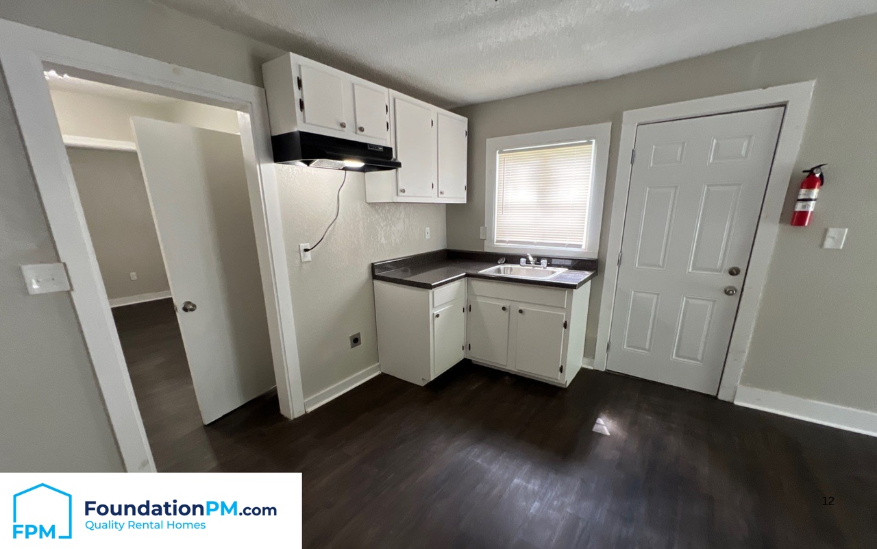 1371 E Trigg Ave #1 - Photo 3 of 16