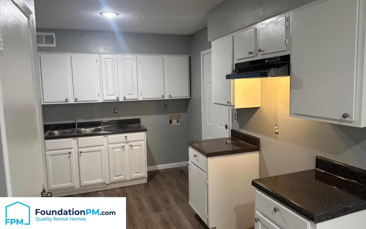 996 North Claybrook Street #1 - Photo 3 of 15