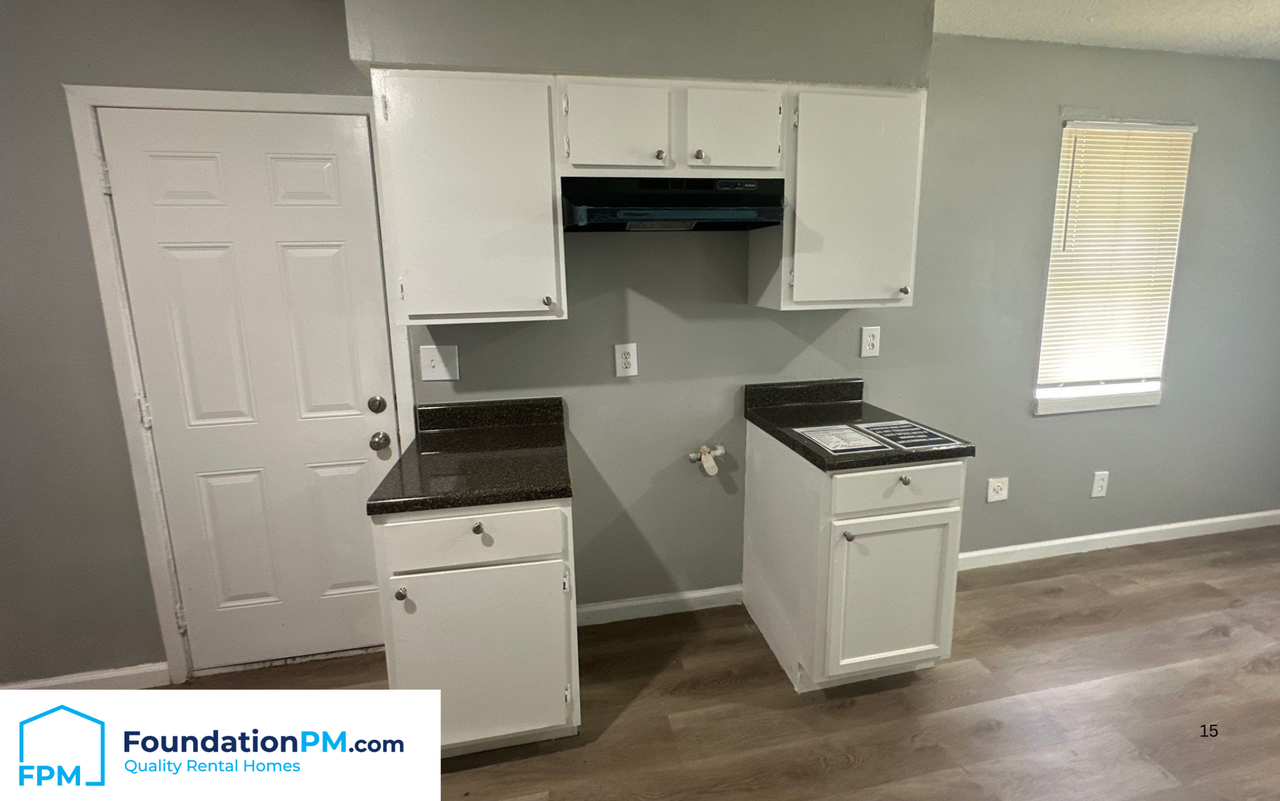 996 North Claybrook Street #1 - Photo 4 of 15