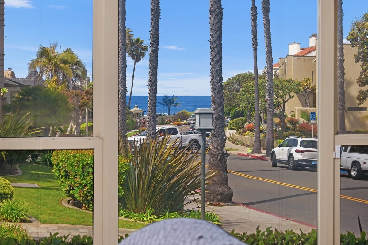 220 Coast Blvd #D - Photo 7 of 32