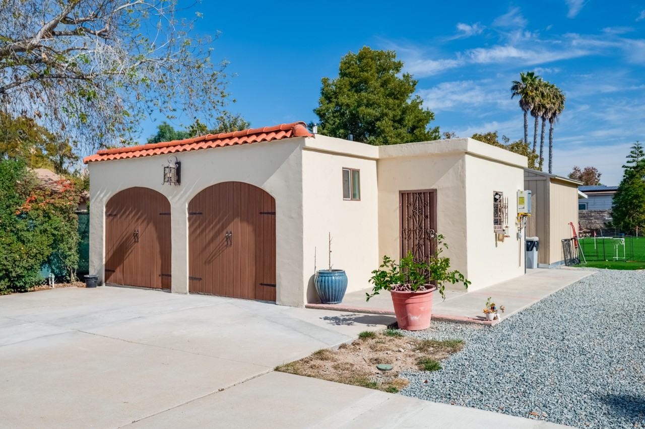 667 Del Mar Ave #1 - Photo 2 of 21