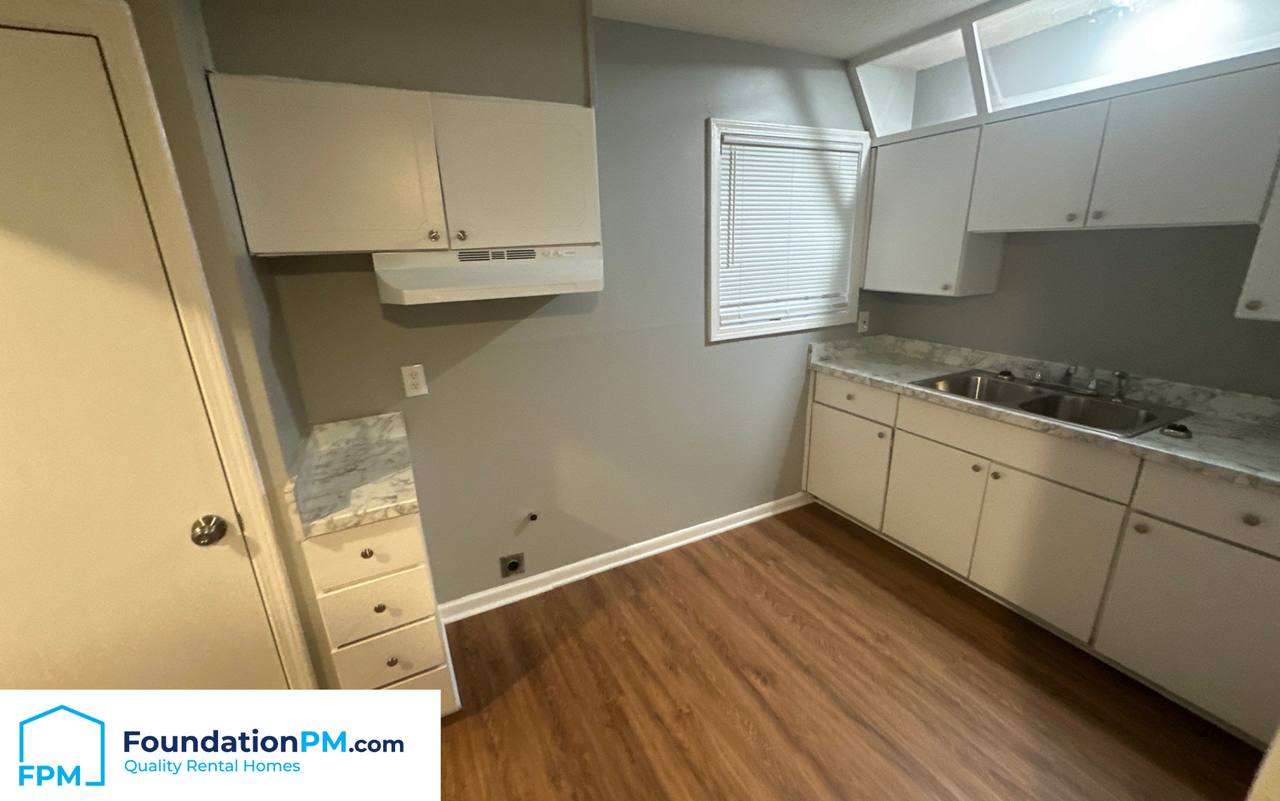 4074 Navaho Ave #1 - Photo 3 of 14