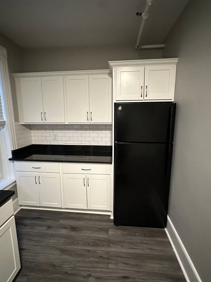 4 N State St #203B - Photo 3 of 12