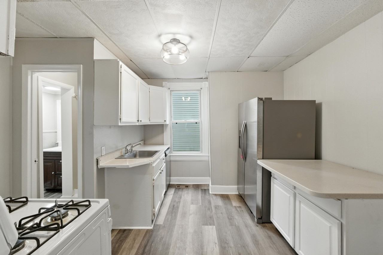 5100 Berwyn Rd #1 - Photo 3 of 15