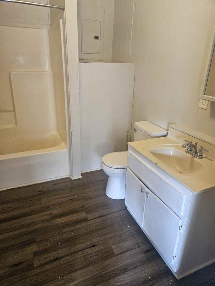 120 Lake Point Drive #A4 - Photo 3 of 7