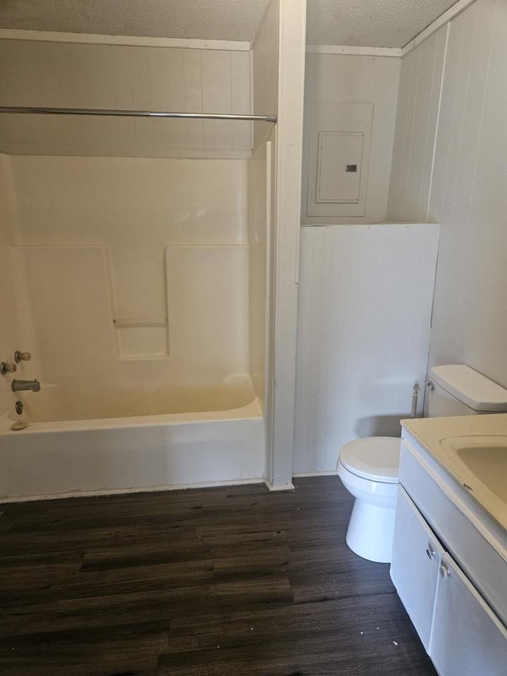 120 120 DR 984 - A4 #A4 - Photo 6 of 7