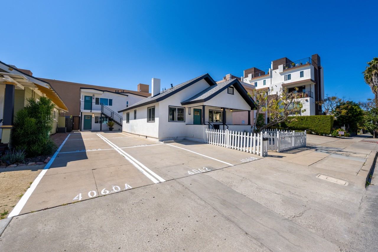 4062 Goldfinch St #1 - Photo 2 of 48