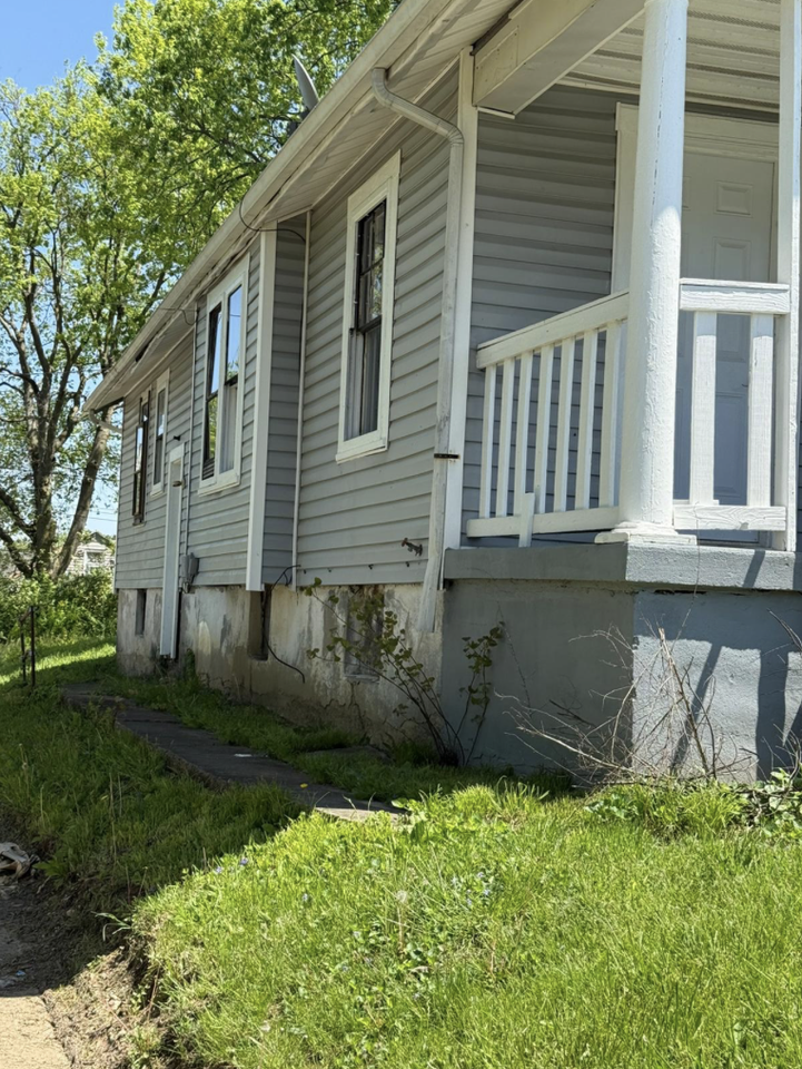 330 Lorenz Avenue #332 - Photo 3 of 10