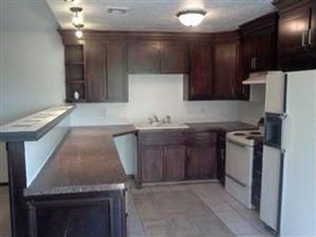 3205 Southeast 55th Street #1 - Photo 2 of 18