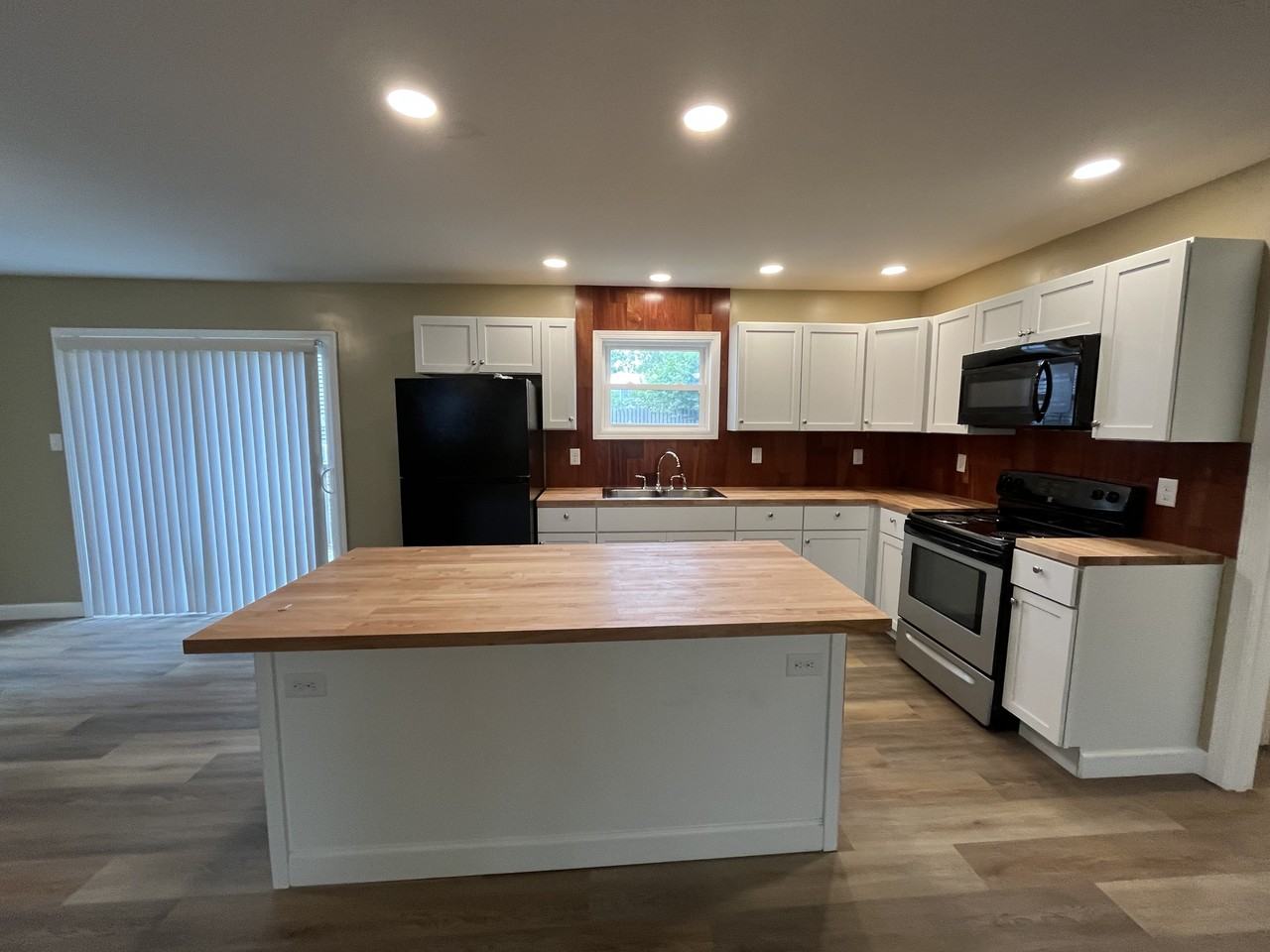 425 Paul Ave #1 - Photo 2 of 50