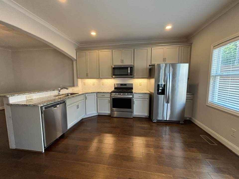 962 962 Lennox BlvdBirmingham, AL35216 - Photo 4 of 22