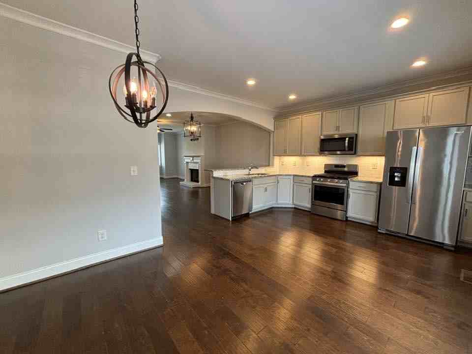 962 962 Lennox BlvdBirmingham, AL35216 - Photo 5 of 22