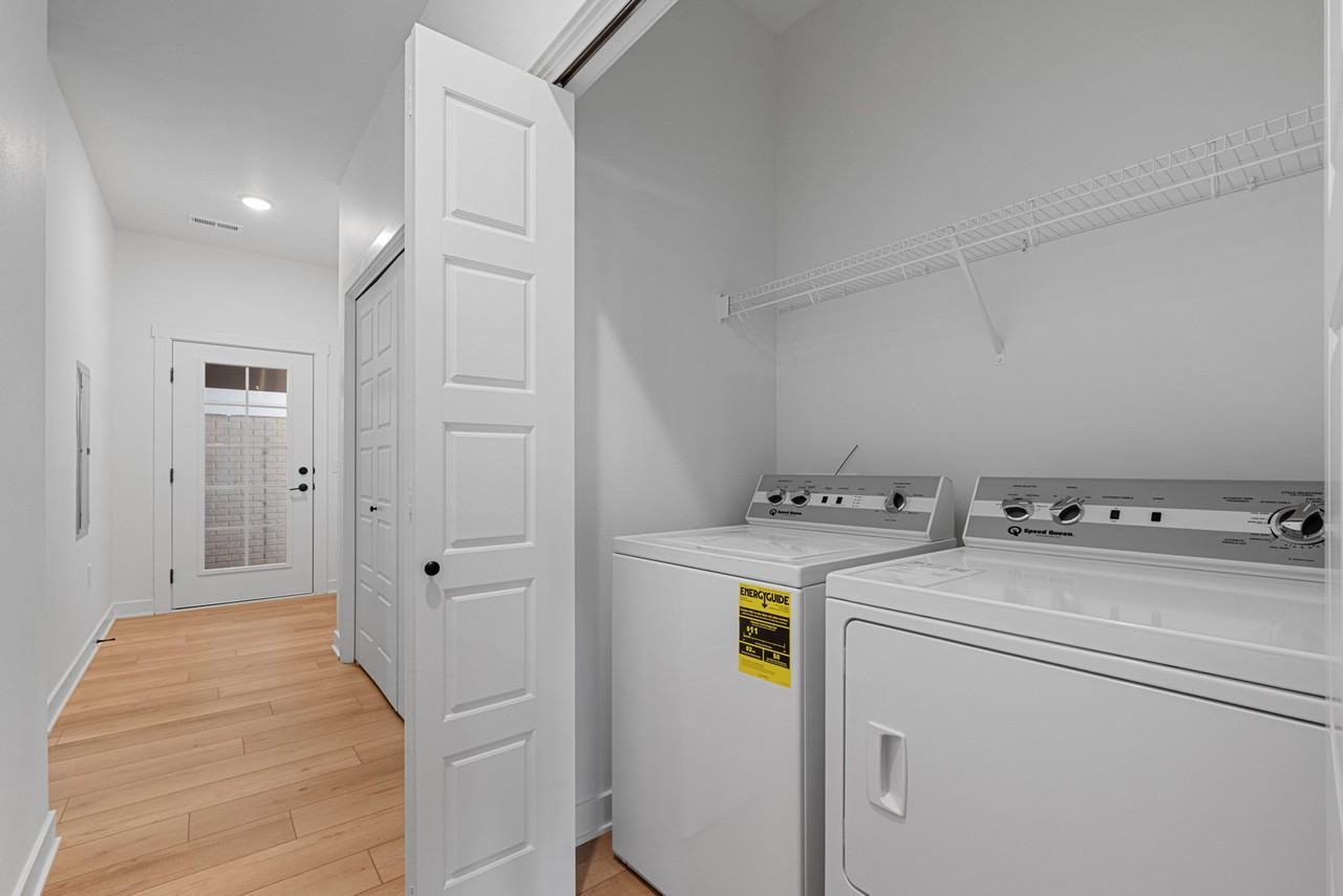 1206 Sw Franklin Ln #1 - Photo 3 of 32